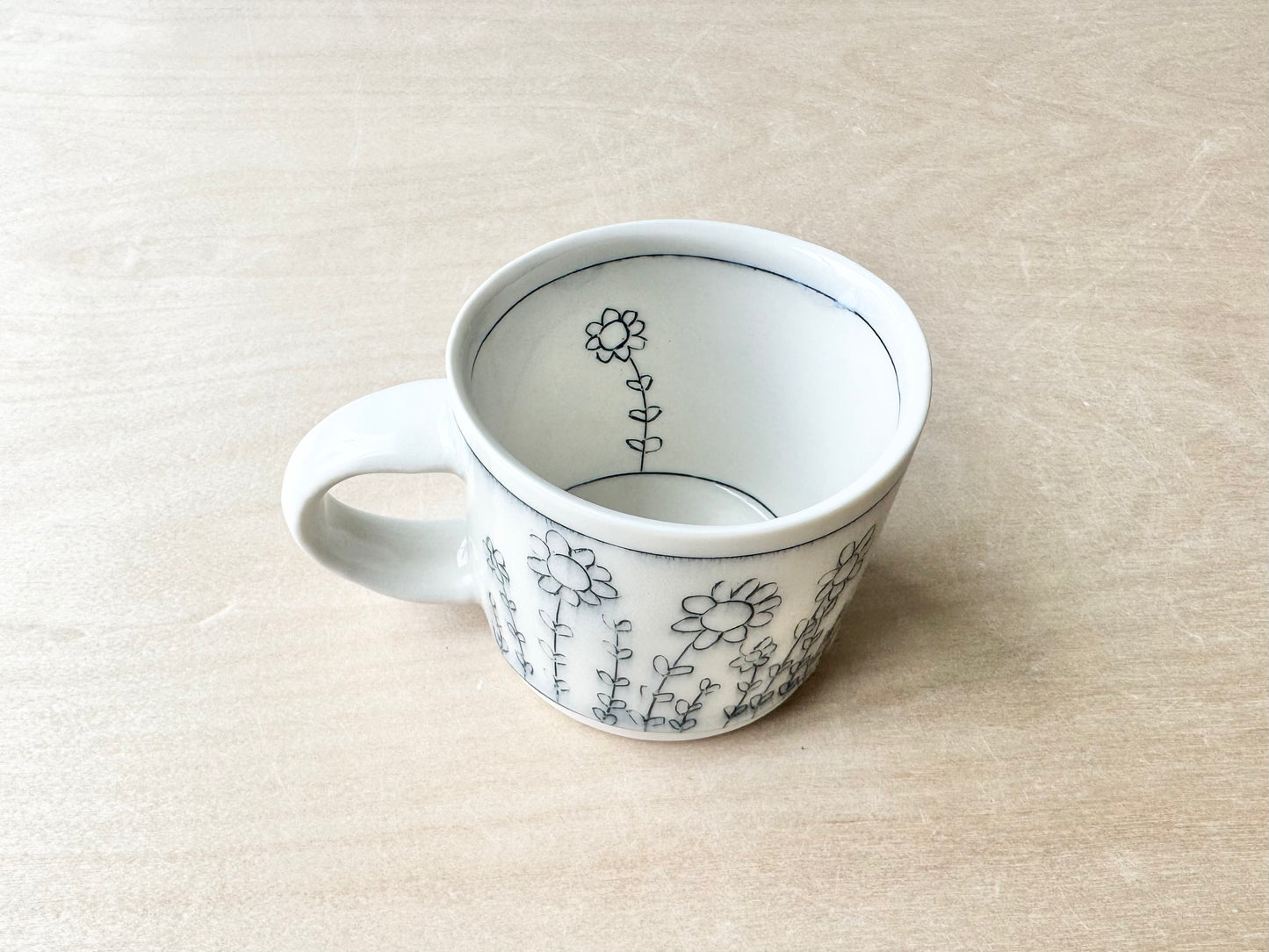 Flowers Mug (10 oz)
