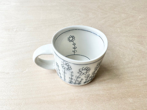 Flowers Mug (10 oz)