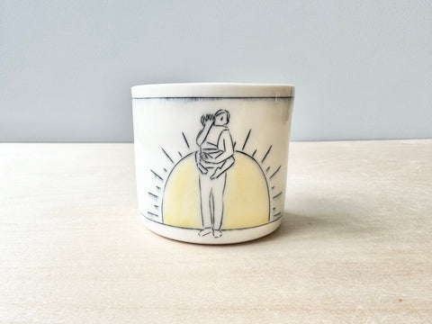 Hugs & Sunshine Sipper (10 oz)