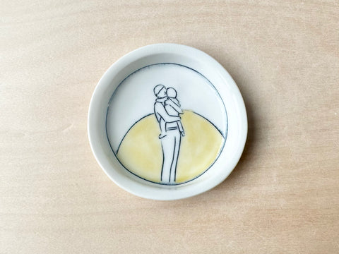 Mother & Child in the Sunshine Teeny Round Dish