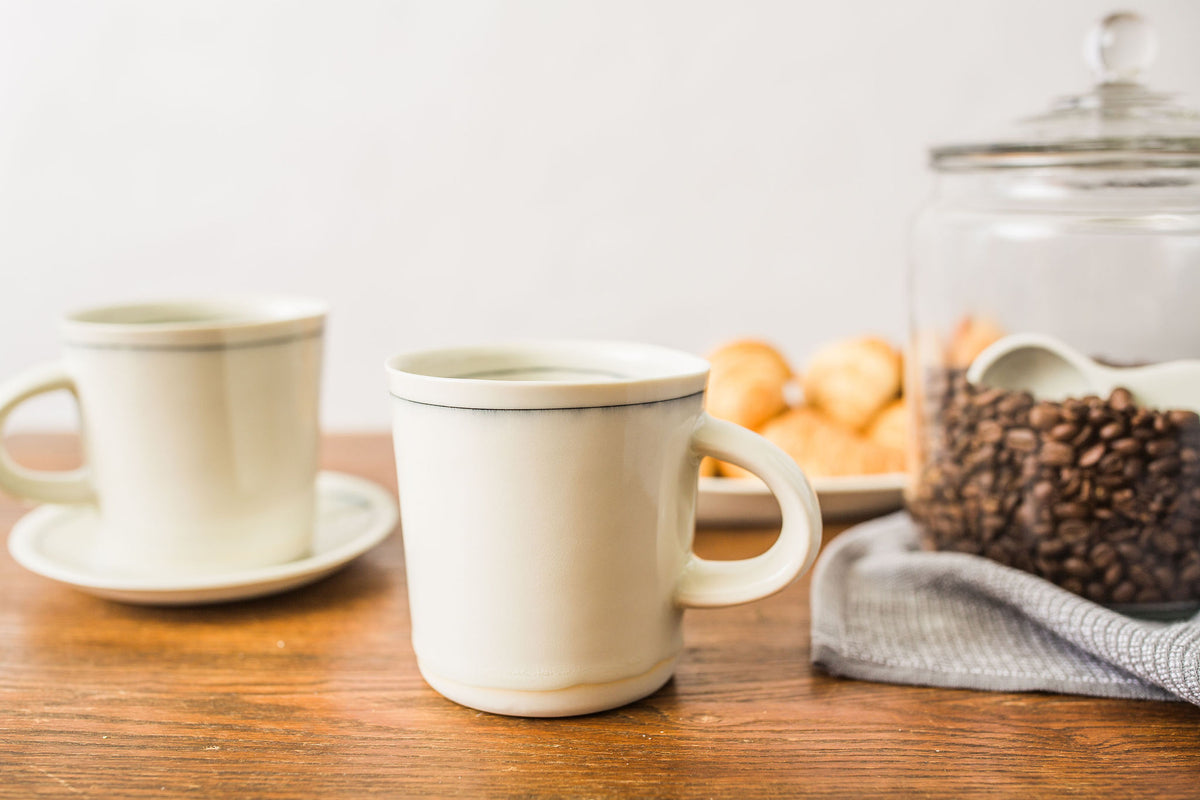 Simple Line Mug