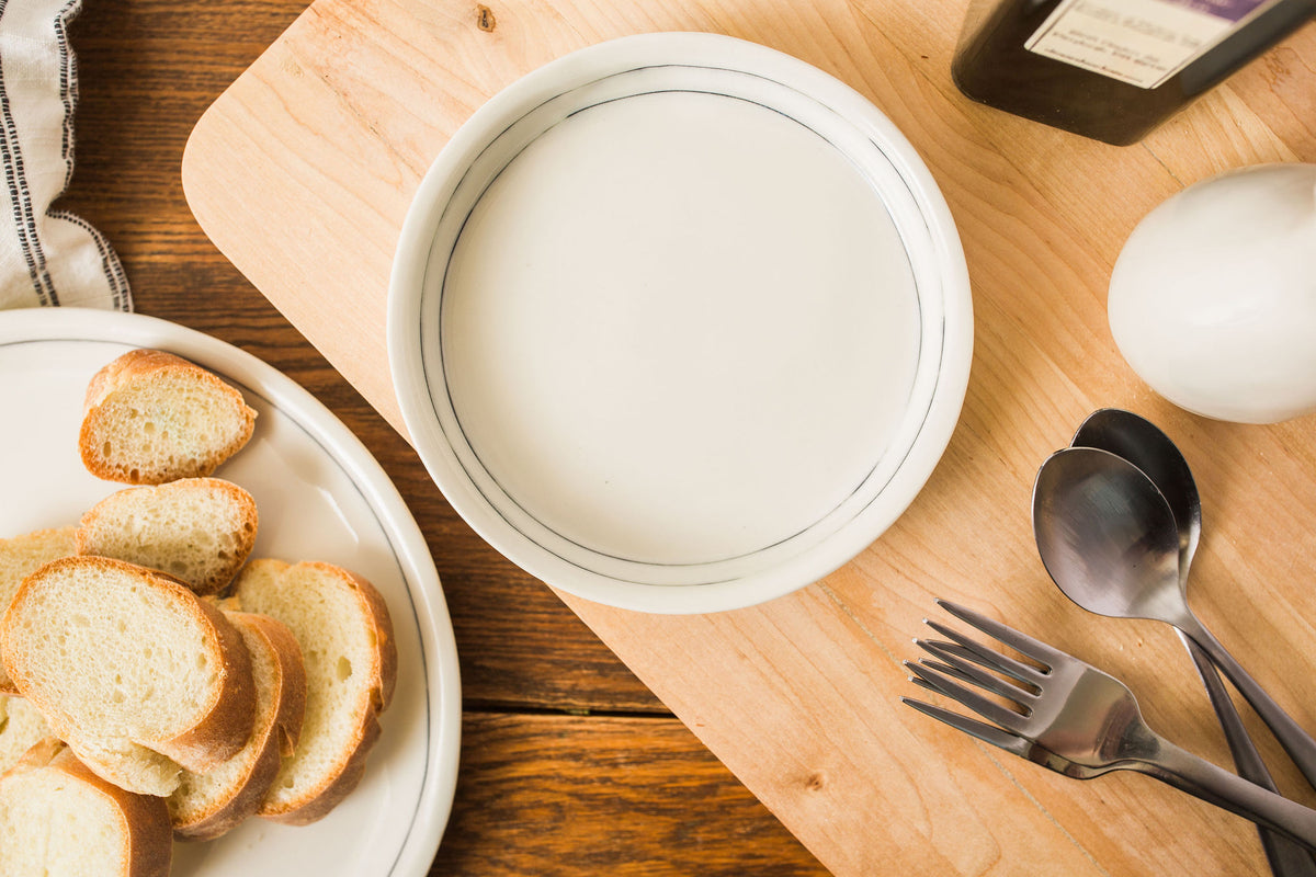 Simple Line Dip Dish